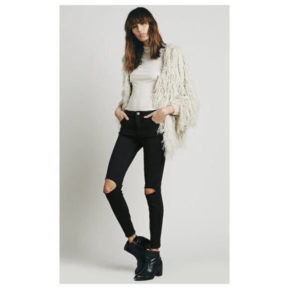 Free People Women's Distressed Skinny Ankle Jean Black Size 30 - Picture 1 of 9